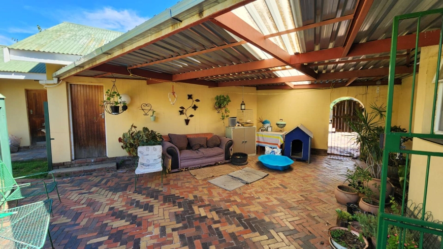 4 Bedroom Property for Sale in Fichardt Park Free State